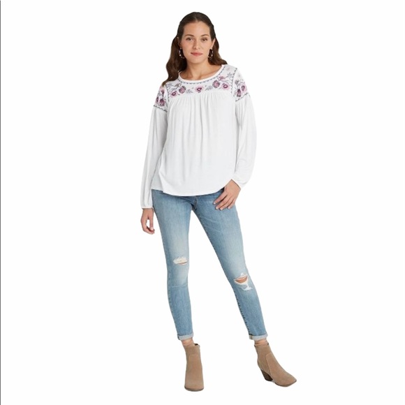 Knox Rose Long Sleeve Embroidered Knit Top NWT - Picture 3 of 8